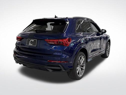 2025 Audi Q3 45 S line Premium