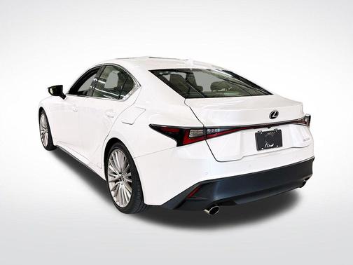 2022 Lexus IS 300 Base