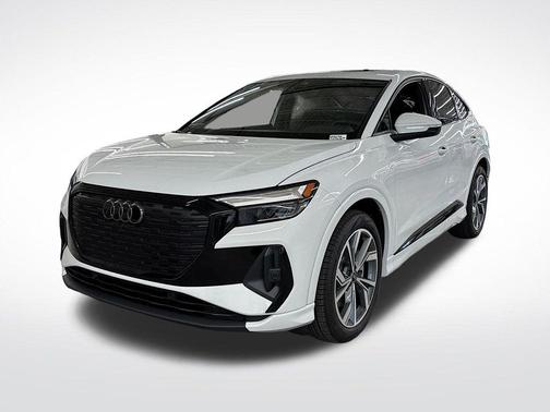 2025 Audi Q4 e-tron 55 quattro Premium
