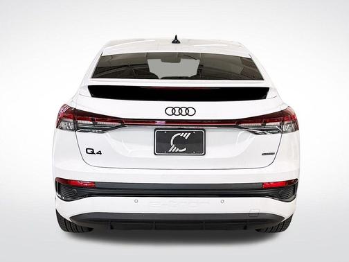 2025 Audi Q4 e-tron 55 quattro Premium
