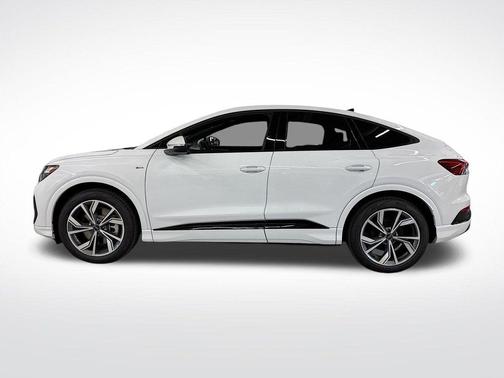 2025 Audi Q4 e-tron 55 quattro Premium