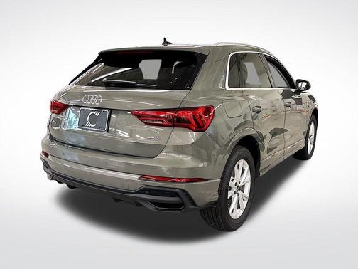 2025 Audi Q3 45 S line Premium