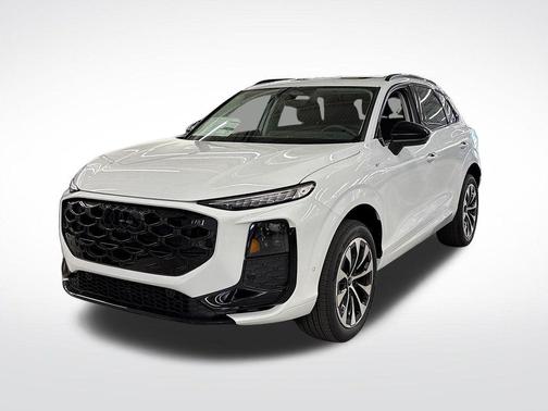 Glacier White Metallic 2026 Audi Q3 S line