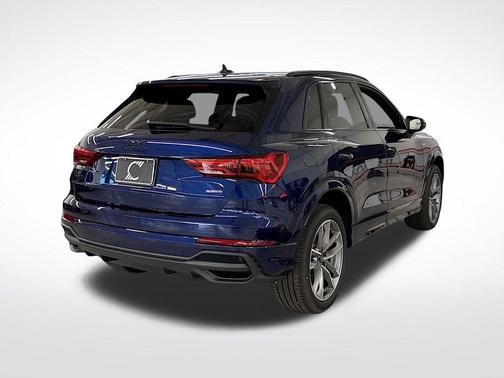 2025 Audi Q3 45 S line Premium