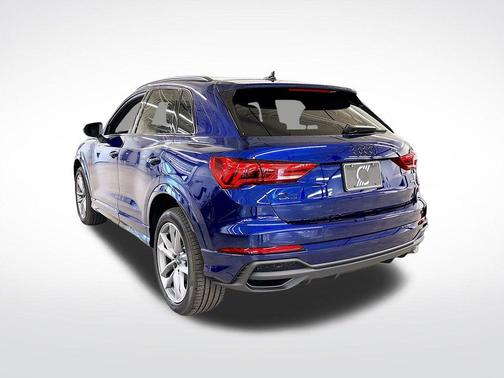 2025 Audi Q3 45 S line Premium