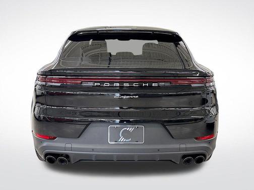 2025 Porsche Cayenne AWD