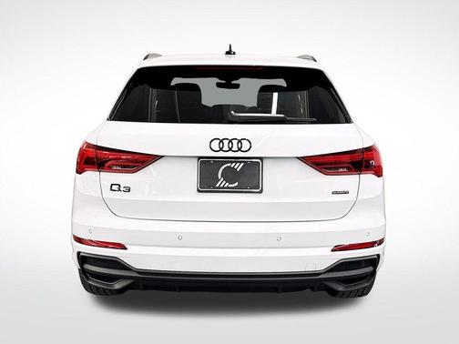 2025 Audi Q3 45 S line Premium