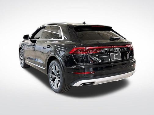 2025 Audi Q8 55 Premium