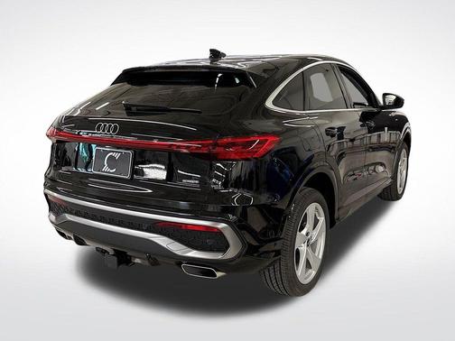2025 Audi Q5 Sportback 2.0T Premium