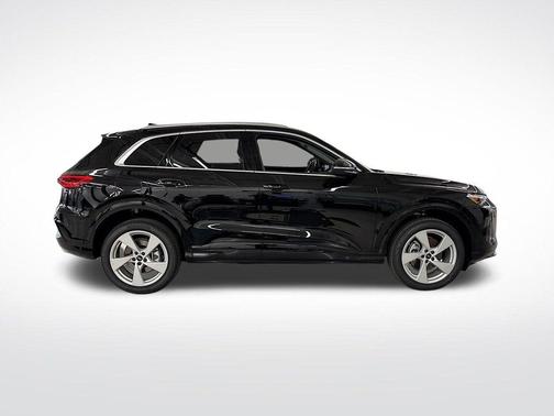 2025 Audi Q5 2.0T quattro Premium