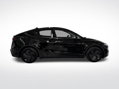 Black 2026 Tesla Model Y PREMIUM