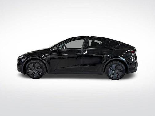 Black 2026 Tesla Model Y PREMIUM