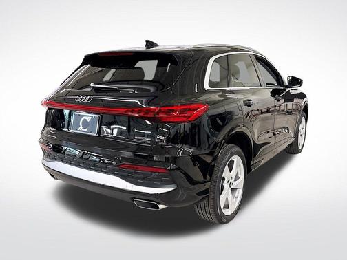 2025 Audi Q5 2.0T quattro Premium