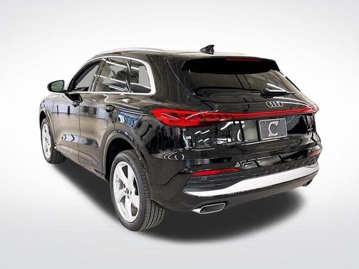 2025 Audi Q5 2.0T quattro Premium