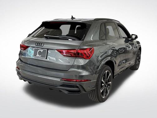2025 Audi Q3 45 S line Premium