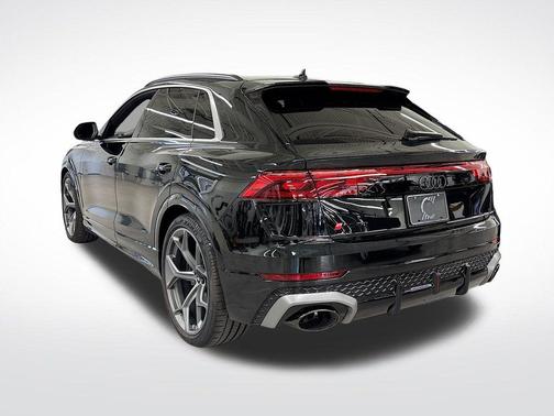 2025 Audi RS Q8 4.0T quattro