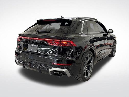 2025 Audi RS Q8 4.0T quattro
