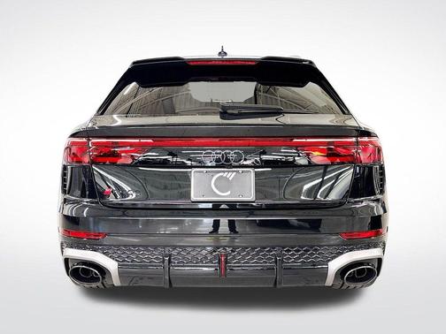 2025 Audi RS Q8 4.0T quattro