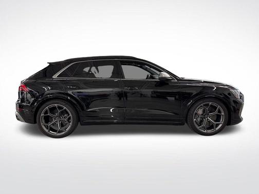 2025 Audi RS Q8 4.0T quattro