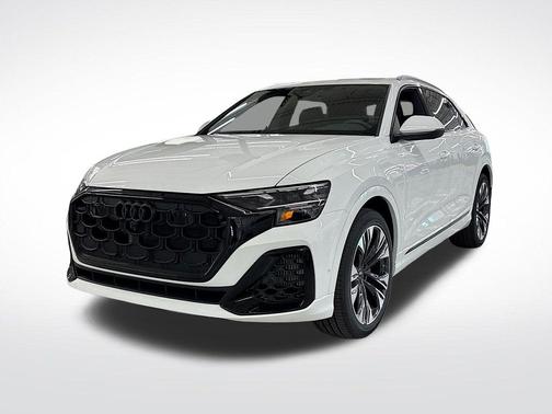 2025 Audi Q8 55 Premium