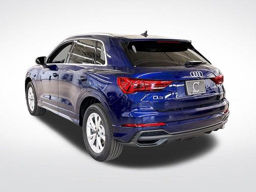 2025 Audi Q3 45 S line Premium