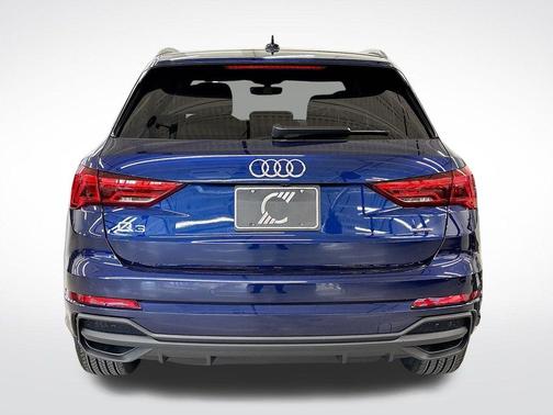 2025 Audi Q3 45 S line Premium