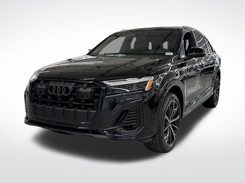 2025 Audi Q7 45 Premium Plus