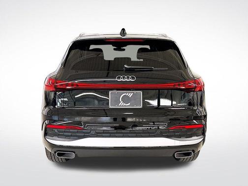 2025 Audi Q5 2.0T quattro Premium