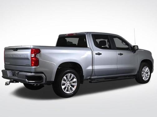 Sterling Gray Metallic 2025 Chevrolet Silverado 1500 Custom