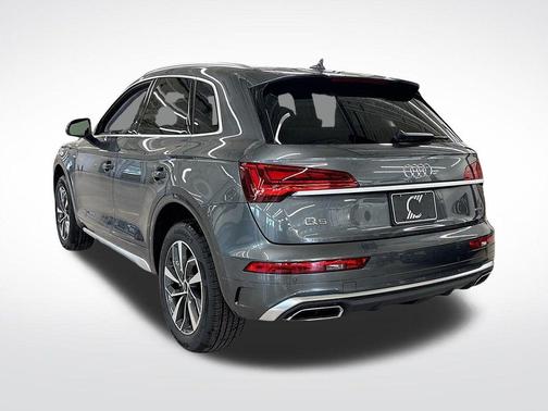 2025 Audi Q5 45 S line quattro Premium
