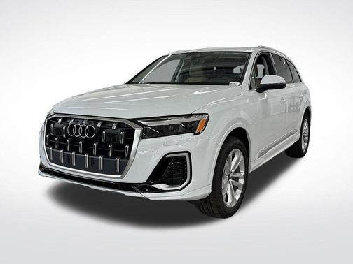 2025 Audi Q7 55 Premium Plus