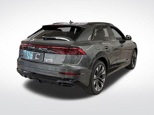 2026 Audi Q8
