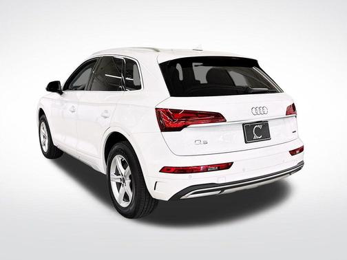 2023 Audi Q5 40 Premium