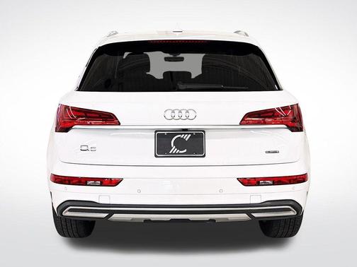 2023 Audi Q5 40 Premium