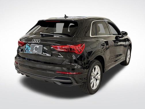 2025 Audi Q3 45 S line Premium