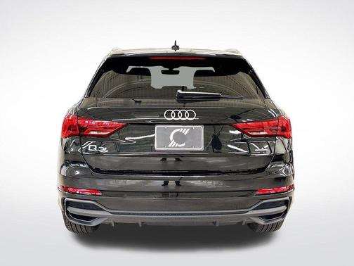 2025 Audi Q3 45 S line Premium