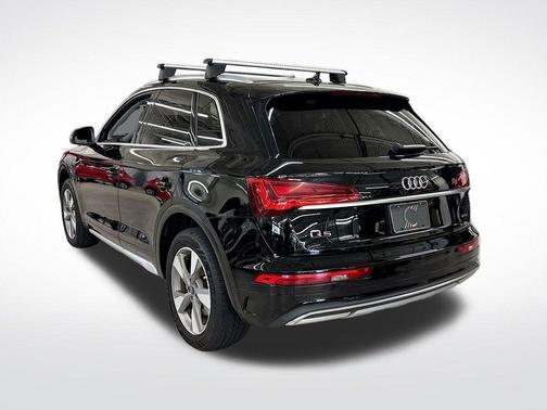2023 Audi Q5 40 Premium Plus