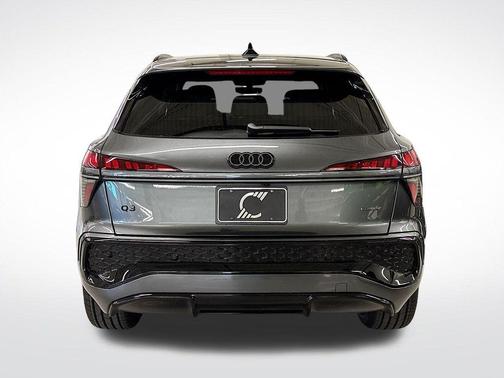 Daytona Gray Pearl 2026 Audi Q3 S line