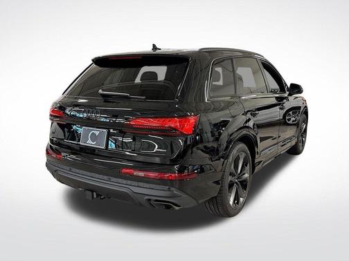 2026 Audi Q7 55 Premium Plus