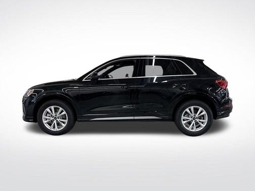 2025 Audi Q3 45 S line Premium