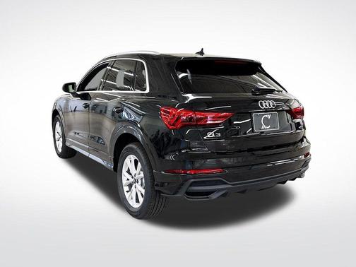 2025 Audi Q3 45 S line Premium