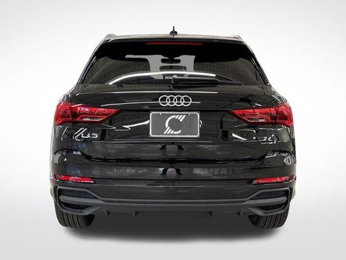 2025 Audi Q3 45 S line Premium