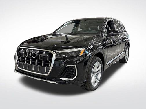 2025 Audi Q7 45 Premium Plus