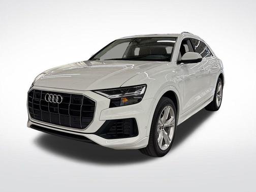 2022 Audi Q8 55 Premium Plus