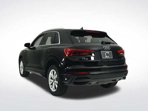 2025 Audi Q3 45 S line Premium
