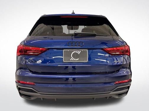 2025 Audi Q3 45 S line Premium