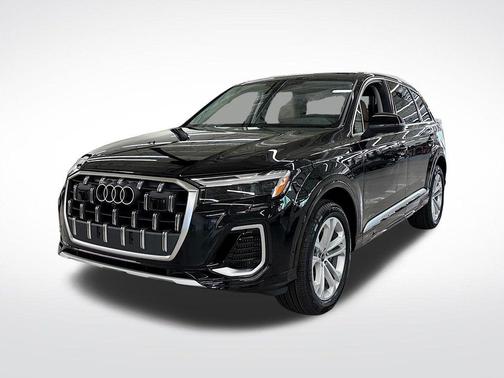 2025 Audi Q7 55 Premium Plus