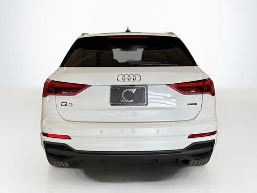 2025 Audi Q3 45 S line Premium