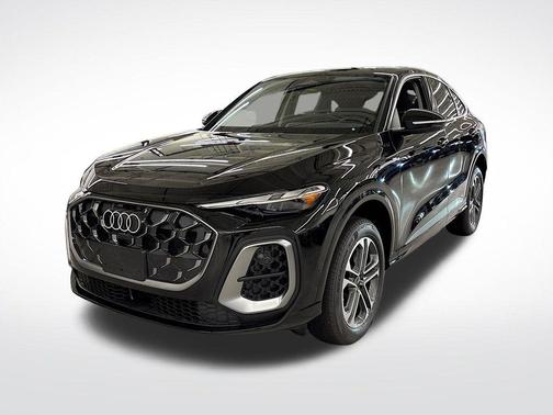 Mythos Black Metallic 2026 Audi Q5 Sportback