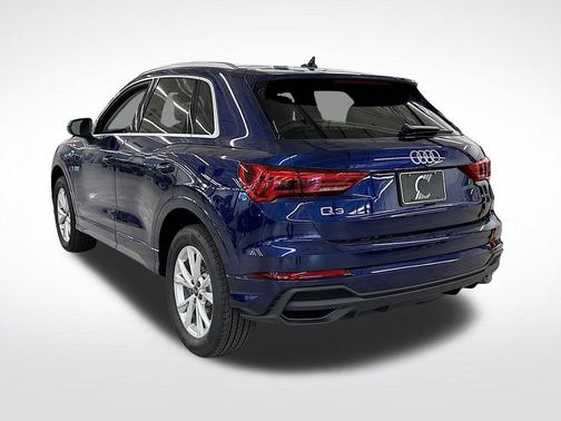 2025 Audi Q3 45 S line Premium